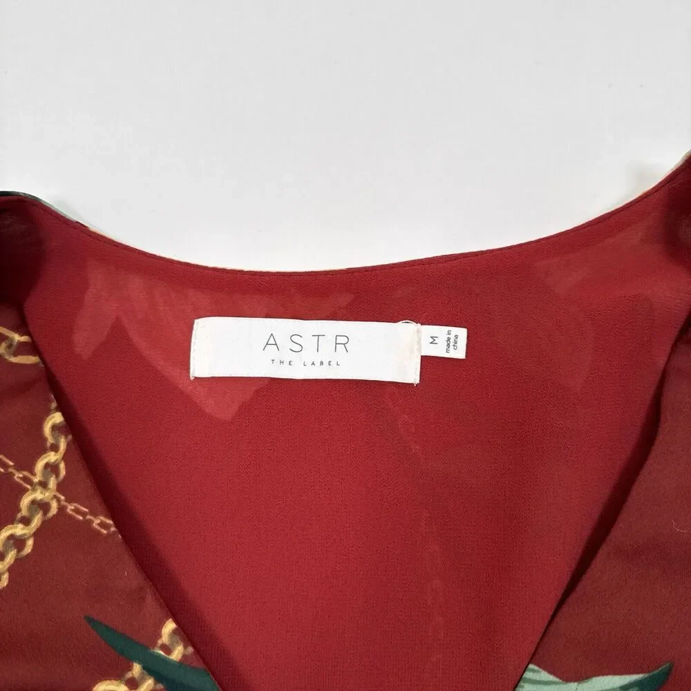 ASTR Dress Size Medium Red Alexis Floral Printed‎ Mini Puff Sleeve Wrap Casual